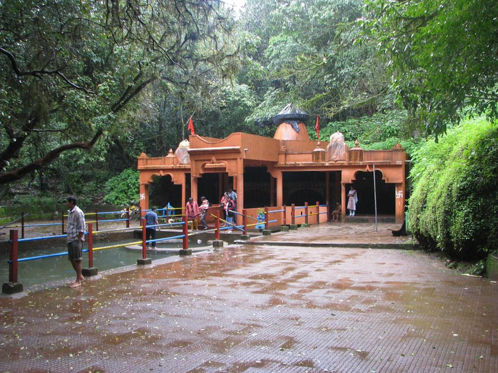Hiranyakeshi Temple, Amboli